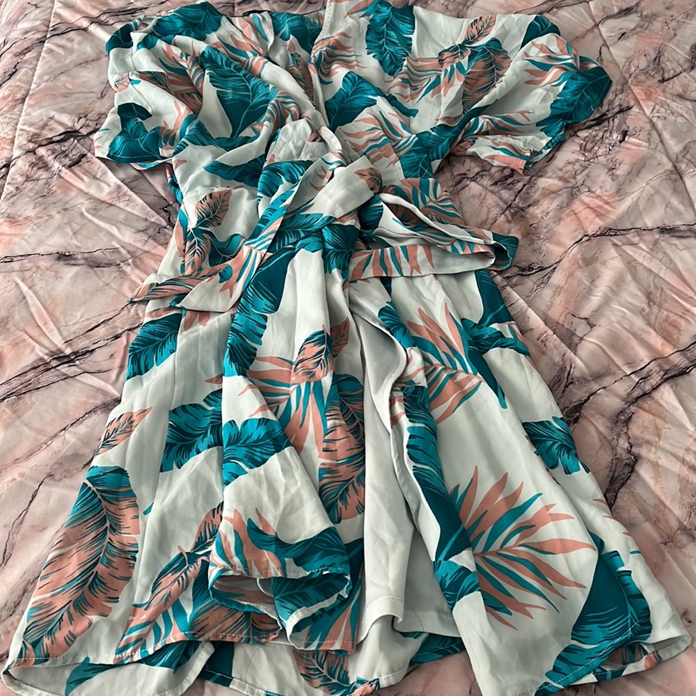Criss cross floral dress